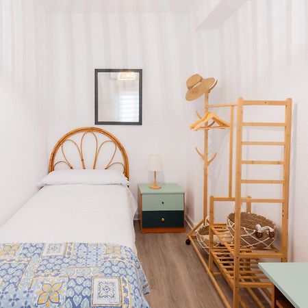 Apartament Refugio En Granada Junto A Estacion De Tren Zewnętrze zdjęcie