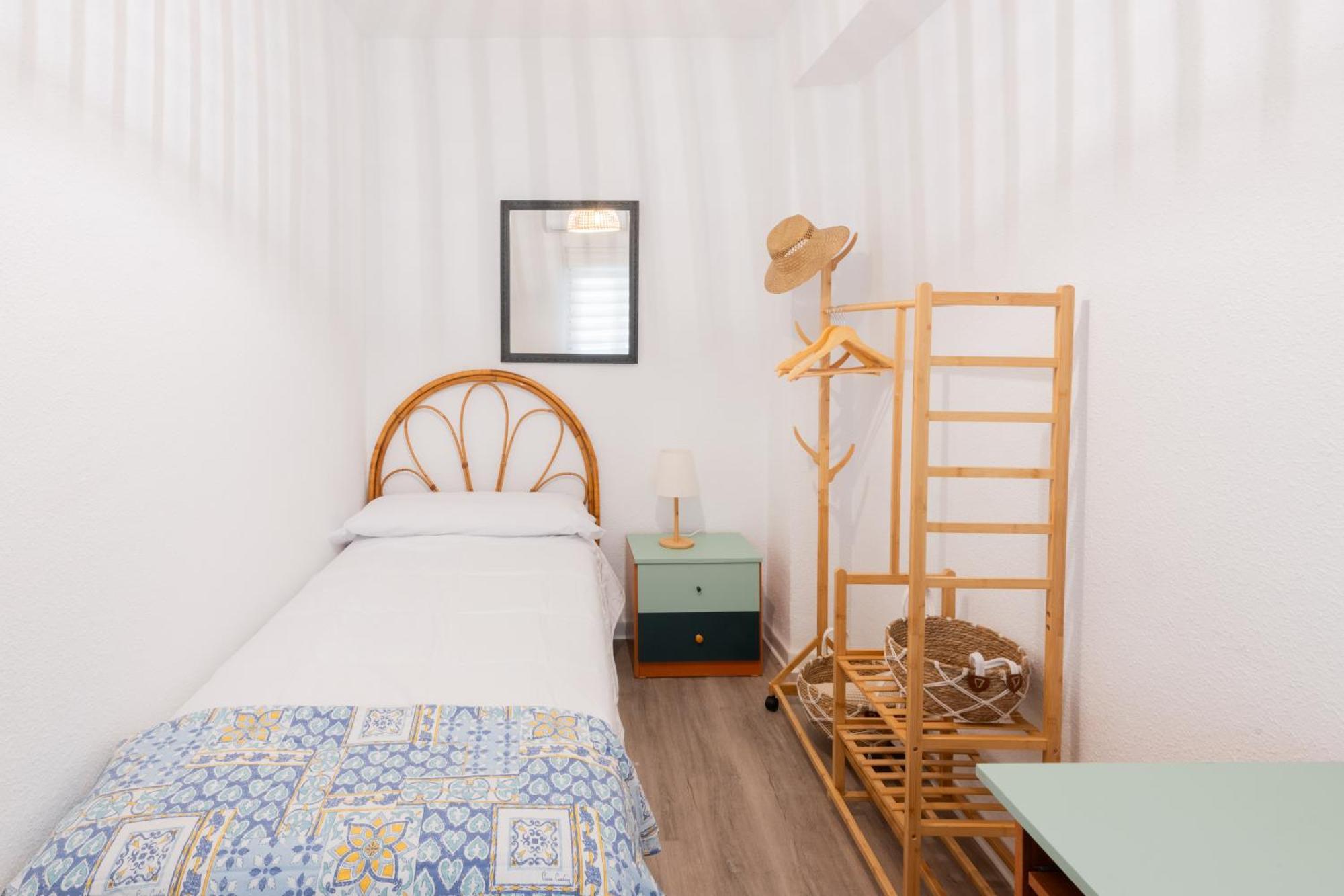 Apartament Refugio En Granada Junto A Estacion De Tren Zewnętrze zdjęcie